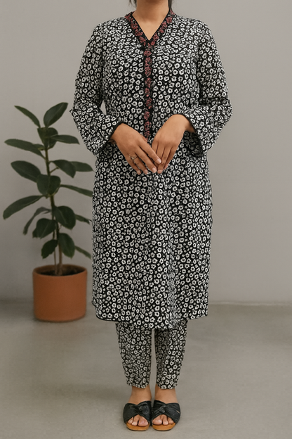 Surkh Saawan 3-Piece – BS-009