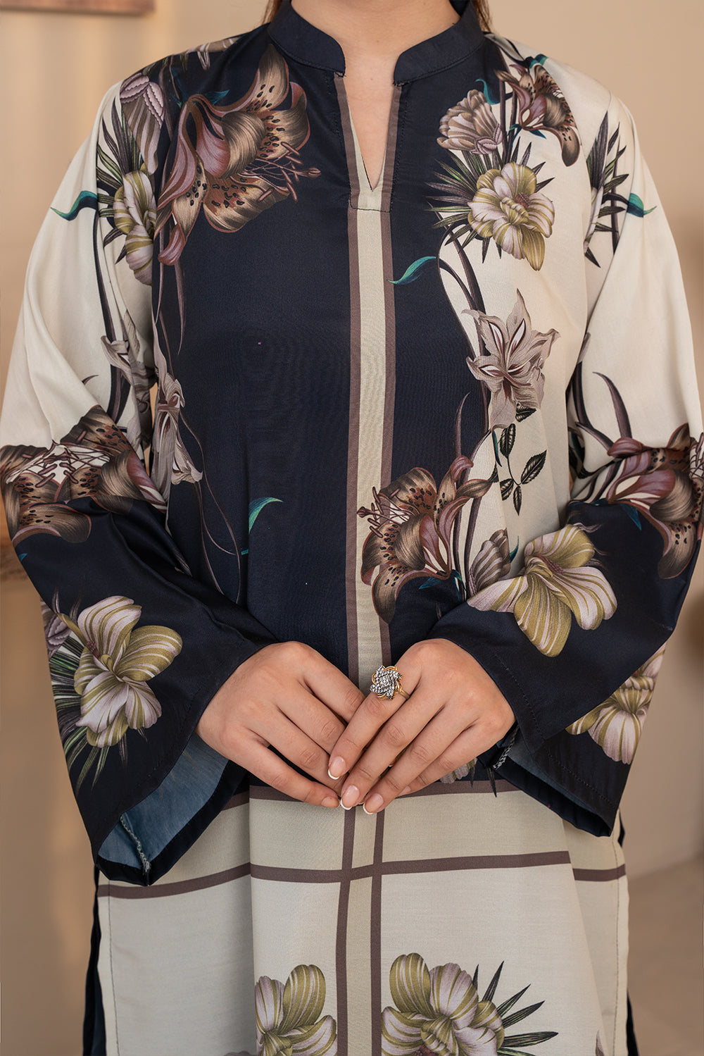 Floral Whisper | AM-006